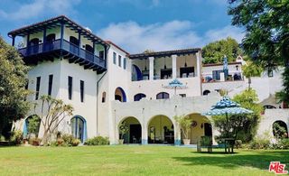 242 MABERY Road, Santa Monica, CA 90402