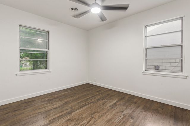 3937 Woodlane Avenue, Haltom City, TX 76117