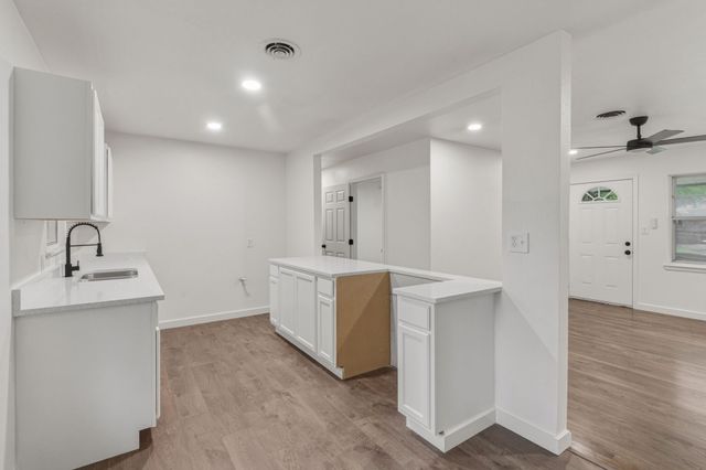 3937 Woodlane Avenue, Haltom City, TX 76117