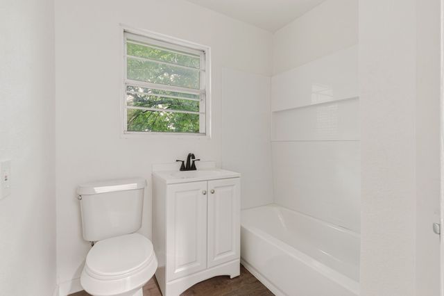 3937 Woodlane Avenue, Haltom City, TX 76117