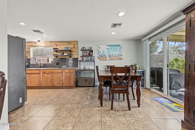 6151 W ZOE ELLA Way, Glendale, AZ 85306