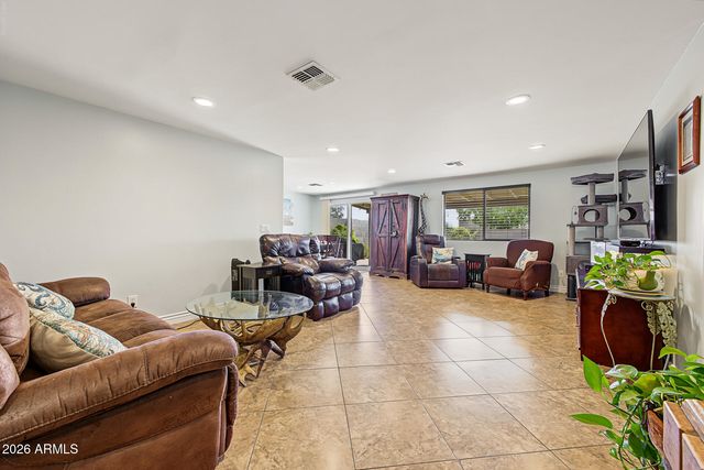 6151 W ZOE ELLA Way, Glendale, AZ 85306