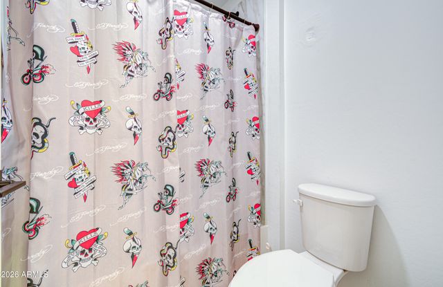8058 W GRISWOLD Road, Peoria, AZ 85345