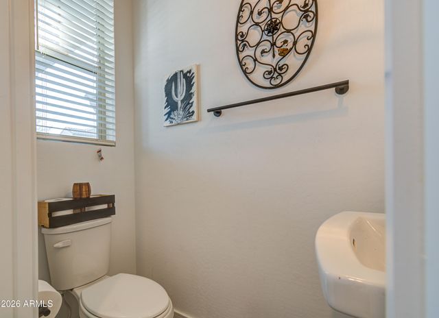 8058 W GRISWOLD Road, Peoria, AZ 85345