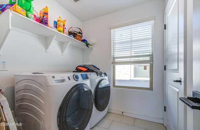 8058 W GRISWOLD Road, Peoria, AZ 85345