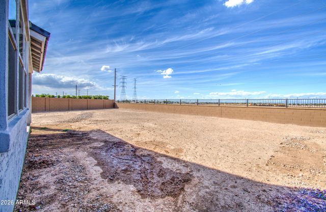 8058 W GRISWOLD Road, Peoria, AZ 85345