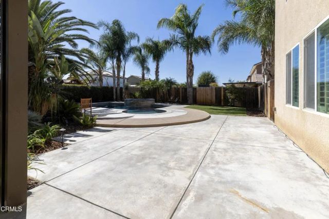 15605 Calabria Court, Bakersfield, CA 93314