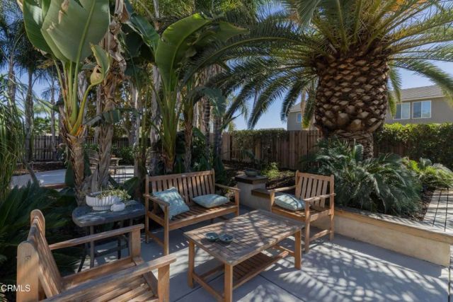 15605 Calabria Court, Bakersfield, CA 93314
