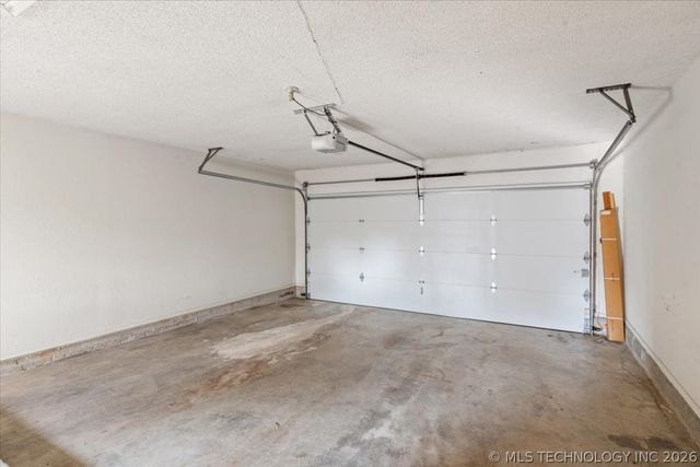 7705 S Park Avenue, Broken Arrow, OK 74011