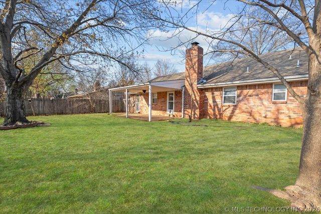 7705 S Park Avenue, Broken Arrow, OK 74011