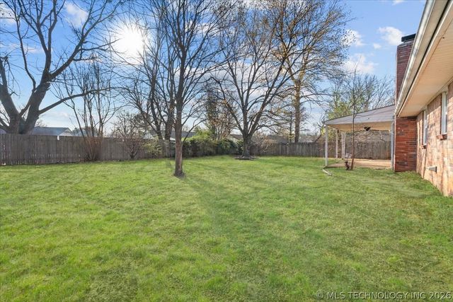 7705 S Park Avenue, Broken Arrow, OK 74011