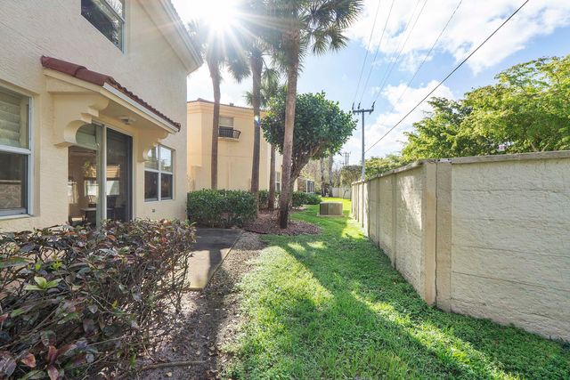 2968 Deer Creek Country Club Boulevard, Deerfield Beach, FL 33442