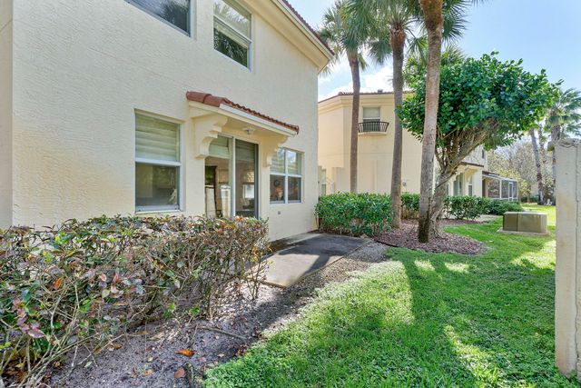 2968 Deer Creek Country Club Boulevard, Deerfield Beach, FL 33442
