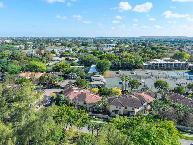 2968 Deer Creek Country Club Boulevard, Deerfield Beach, FL 33442
