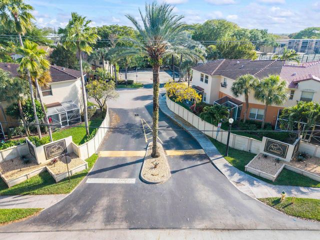 2968 Deer Creek Country Club Boulevard, Deerfield Beach, FL 33442