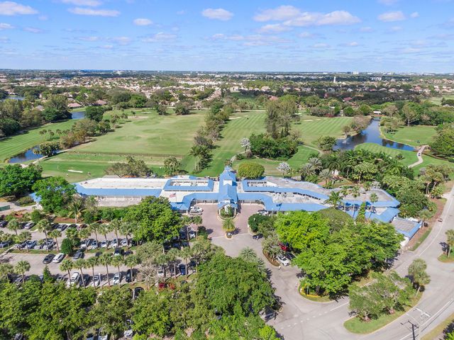 2968 Deer Creek Country Club Boulevard, Deerfield Beach, FL 33442