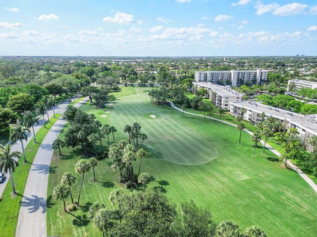 2968 Deer Creek Country Club Boulevard, Deerfield Beach, FL 33442