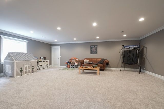 1063 Osterman Avenue, Deerfield, IL 60015