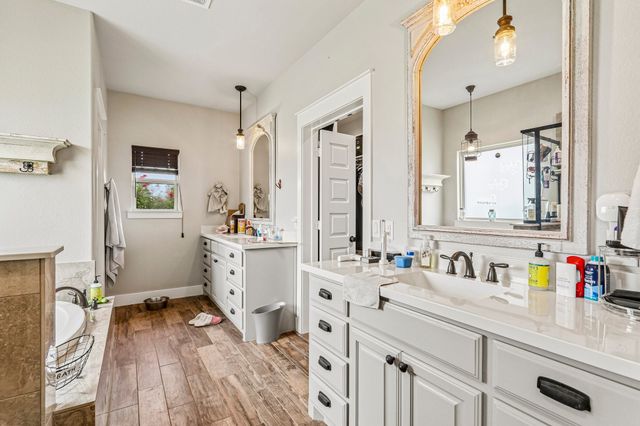 535 Cheyenne Trail, Trenton, TX 75490