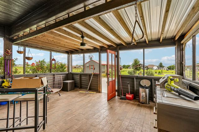 535 Cheyenne Trail, Trenton, TX 75490