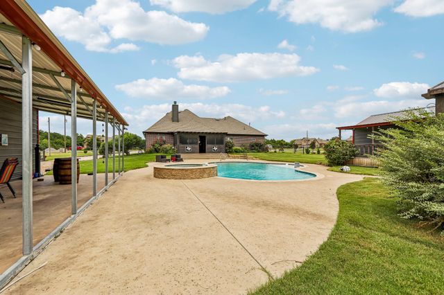 535 Cheyenne Trail, Trenton, TX 75490