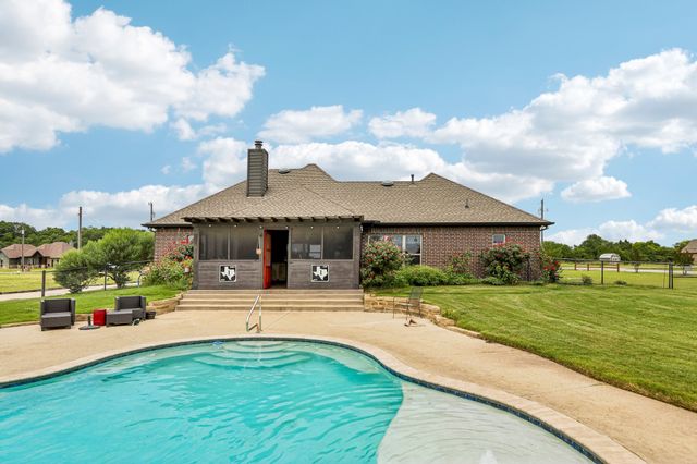 535 Cheyenne Trail, Trenton, TX 75490