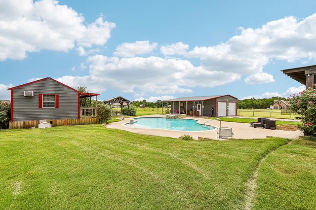 535 Cheyenne Trail, Trenton, TX 75490