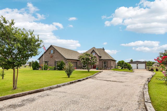535 Cheyenne Trail, Trenton, TX 75490