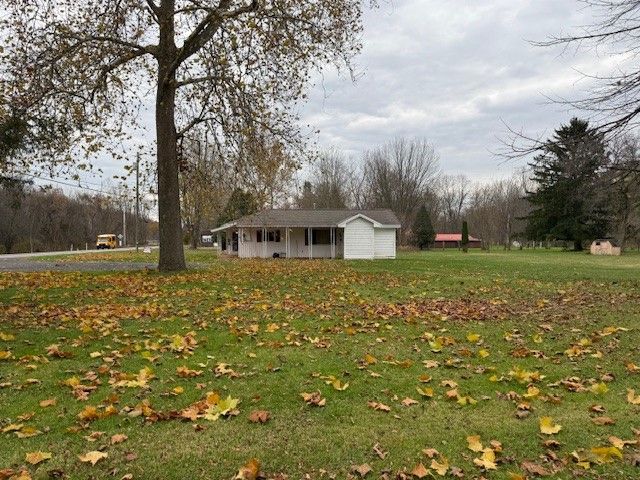 8299 State Street Road, Mentz, NY 13140