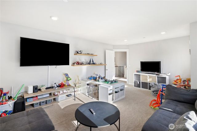 20804 79th Street E, Bonney Lake, WA 98391