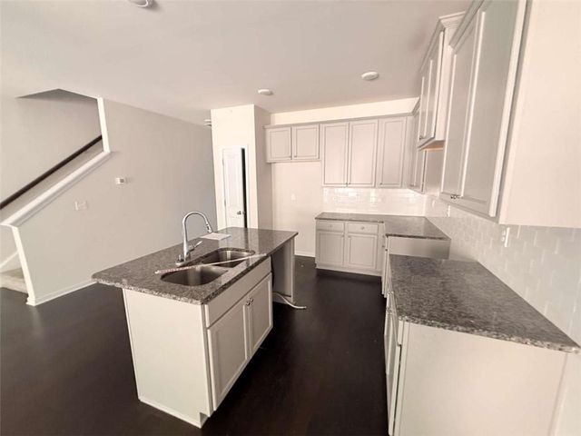 3491 Lakeview Creek, Stonecrest, GA 30038