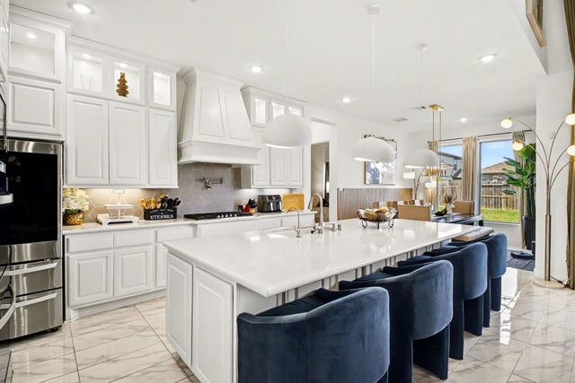 9911 Crescent Wood Drive, Missouri City, TX 77459