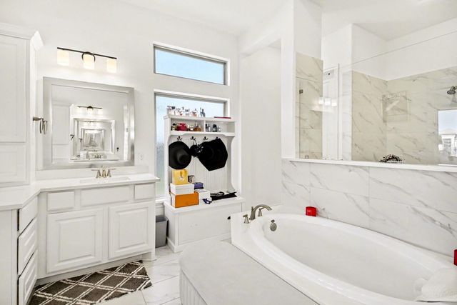 9911 Crescent Wood Drive, Missouri City, TX 77459