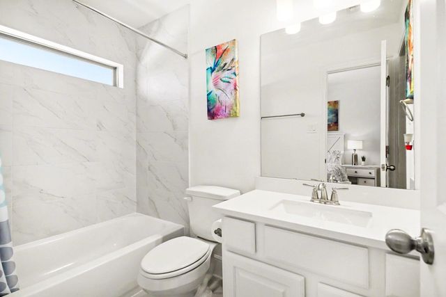 9911 Crescent Wood Drive, Missouri City, TX 77459