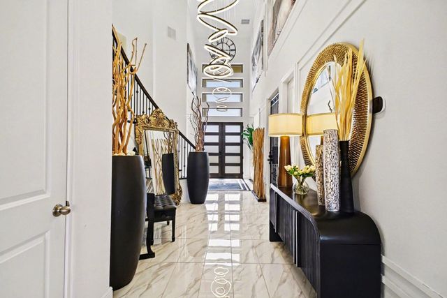 9911 Crescent Wood Drive, Missouri City, TX 77459