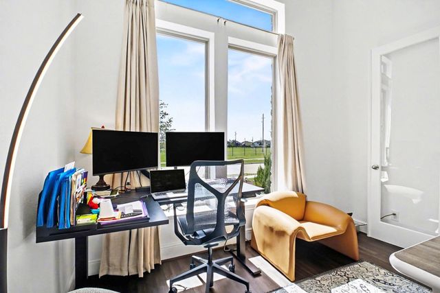 9911 Crescent Wood Drive, Missouri City, TX 77459