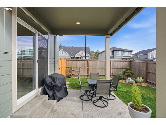 11664 Se CROWN POINT Way, Happy Valley, OR 97086