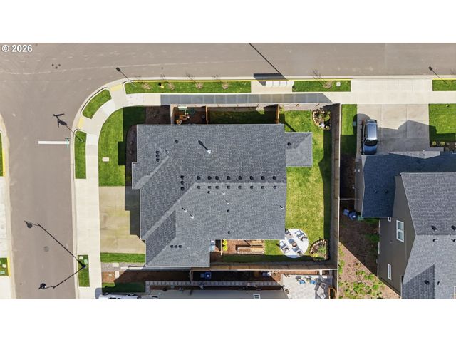 11664 Se CROWN POINT Way, Happy Valley, OR 97086