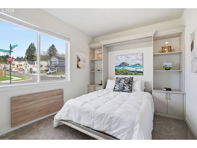 11664 Se CROWN POINT Way, Happy Valley, OR 97086