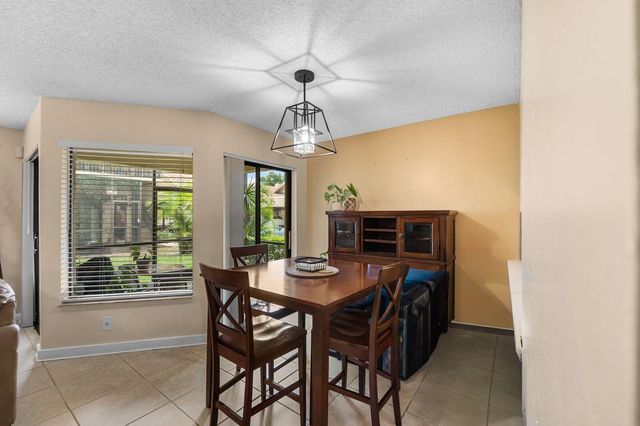 8427 Shadow Court 2, Coral Springs, FL 33071