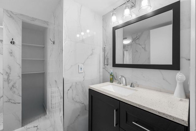 8427 Shadow Court 2, Coral Springs, FL 33071