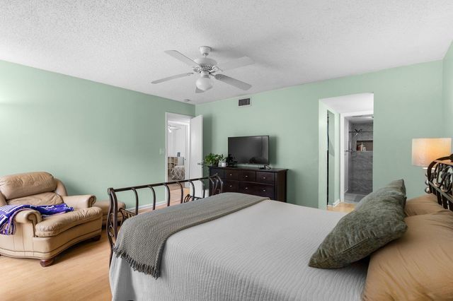 8427 Shadow Court 2, Coral Springs, FL 33071