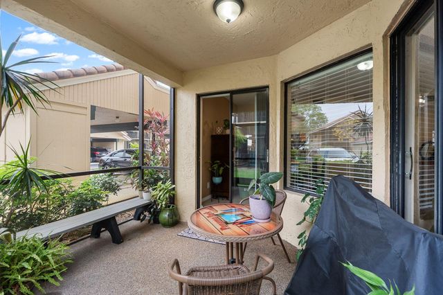 8427 Shadow Court 2, Coral Springs, FL 33071