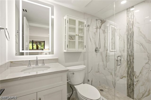 6300 Pelican Bay BLVD 103, Naples, FL 34108