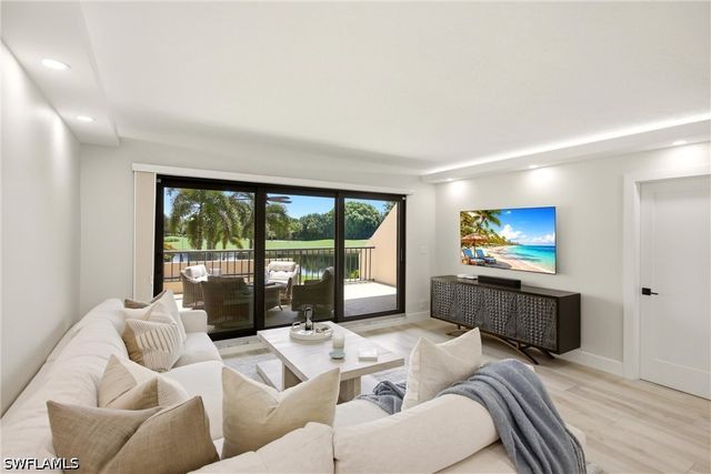 6300 Pelican Bay BLVD 103, Naples, FL 34108