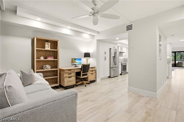 6300 Pelican Bay BLVD 103, Naples, FL 34108
