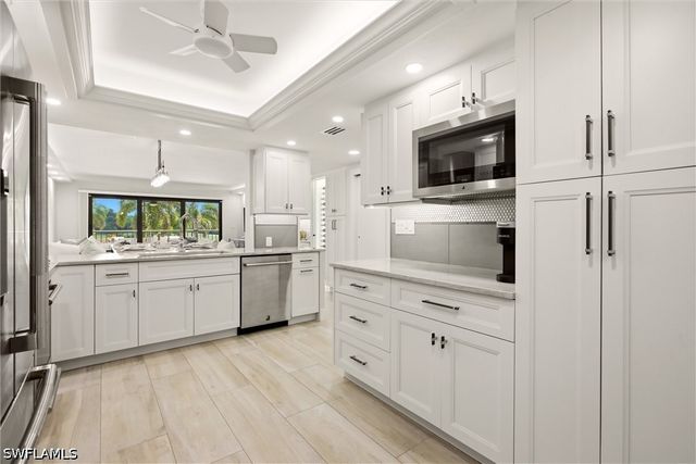 6300 Pelican Bay BLVD 103, Naples, FL 34108