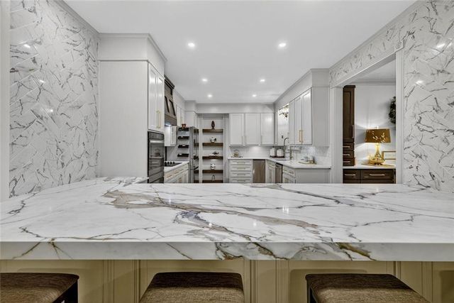 2525 Spalding Drive, Atlanta, GA 30350