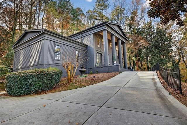 2525 Spalding Drive, Atlanta, GA 30350