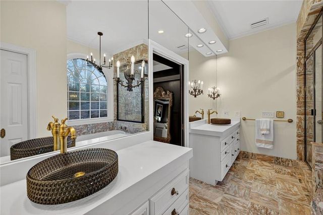 2525 Spalding Drive, Atlanta, GA 30350